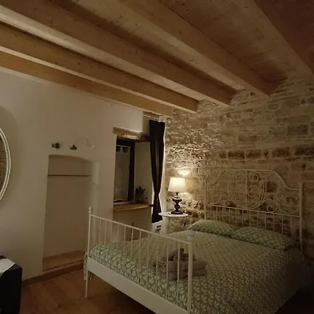 Casa Torre Dell'angelo Tatil Evi *